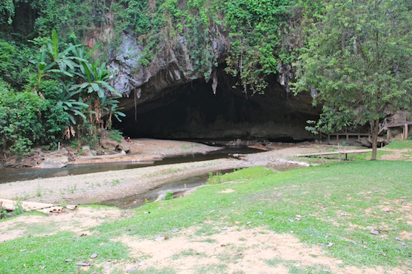 Tham Nam Lod Cave Thailand